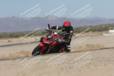 media/Oct-02-2025-Racers Edge (Thu) [[2c91cb6ab3]]/2-A Group/Session 2-Turn 9 Inside (1030am)/